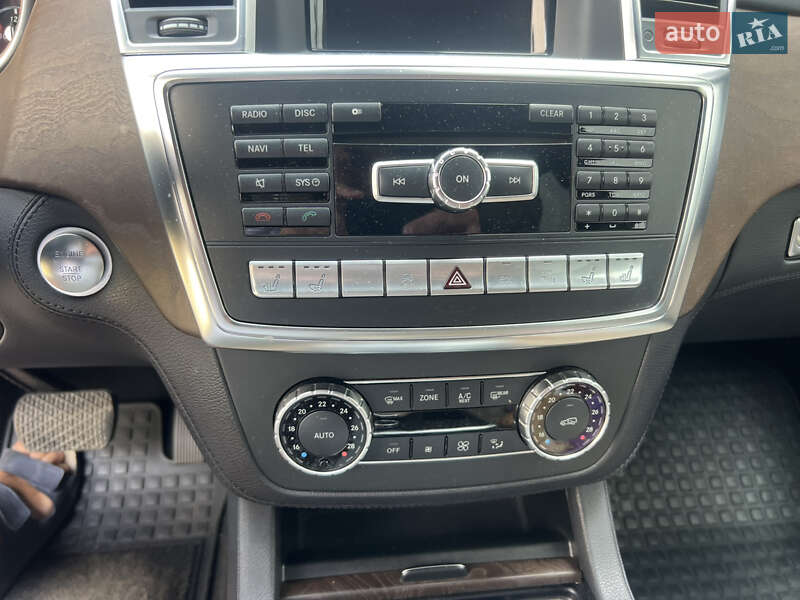 Внедорожник / Кроссовер Mercedes-Benz M-Class 2014 в Львове