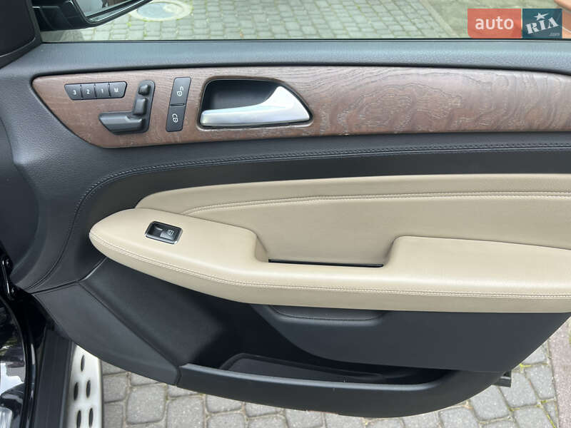 Внедорожник / Кроссовер Mercedes-Benz M-Class 2014 в Львове