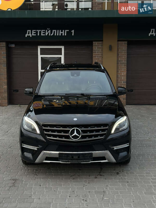 Внедорожник / Кроссовер Mercedes-Benz M-Class 2012 в Киеве