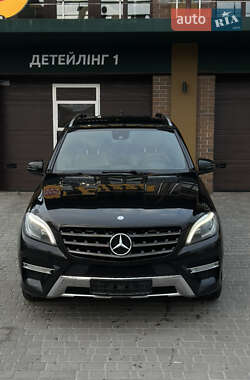 Внедорожник / Кроссовер Mercedes-Benz M-Class 2012 в 