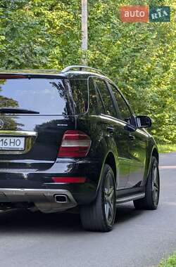 Внедорожник / Кроссовер Mercedes-Benz M-Class 2008 в 