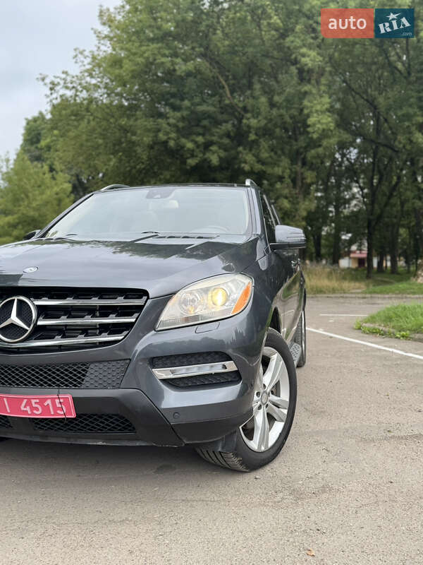 Внедорожник / Кроссовер Mercedes-Benz M-Class 2014 в Калуше