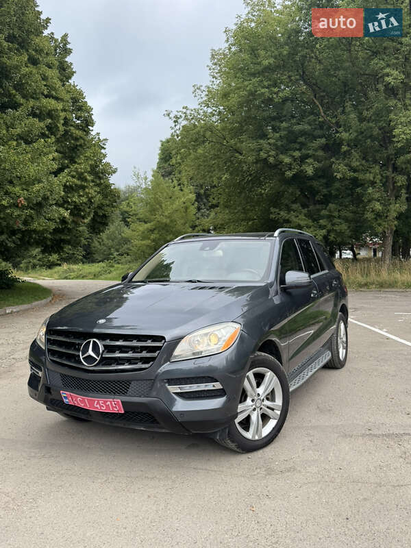 Внедорожник / Кроссовер Mercedes-Benz M-Class 2014 в Калуше
