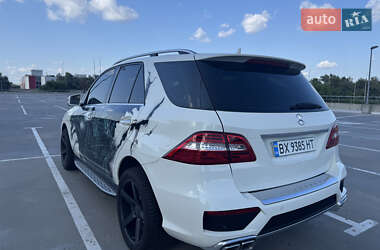 Внедорожник / Кроссовер Mercedes-Benz M-Class 2013 в 