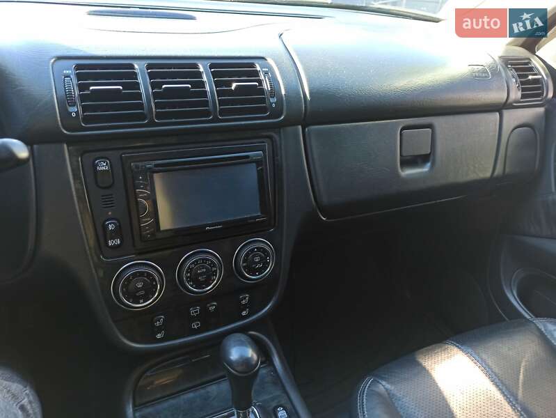 Внедорожник / Кроссовер Mercedes-Benz M-Class 2003 в Киеве