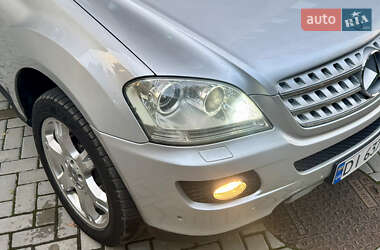 Позашляховик / Кросовер Mercedes-Benz M-Class 2005 в 