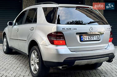 Позашляховик / Кросовер Mercedes-Benz M-Class 2005 в 