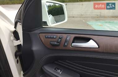 Внедорожник / Кроссовер Mercedes-Benz M-Class 2013 в 