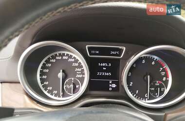 Внедорожник / Кроссовер Mercedes-Benz M-Class 2013 в 
