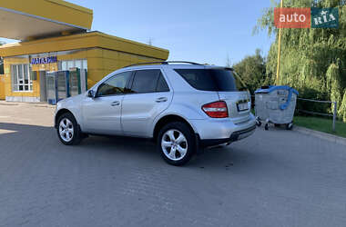 Внедорожник / Кроссовер Mercedes-Benz M-Class 2006 в 