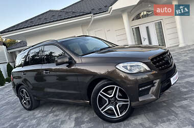 Внедорожник / Кроссовер Mercedes-Benz M-Class 2011 в 
