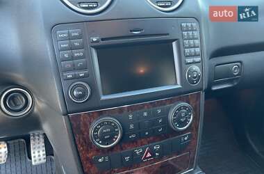 Внедорожник / Кроссовер Mercedes-Benz M-Class 2009 в 