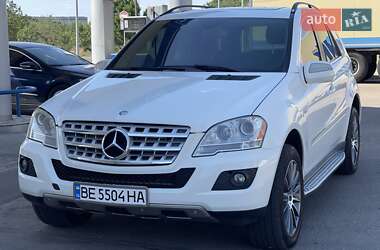 Позашляховик / Кросовер Mercedes-Benz M-Class 2009 в Миколаєві