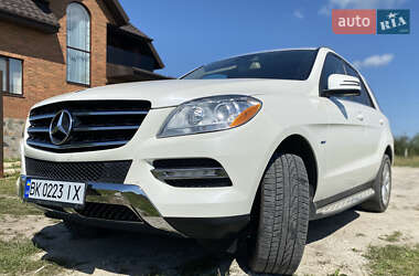 Внедорожник / Кроссовер Mercedes-Benz M-Class 2012 в 