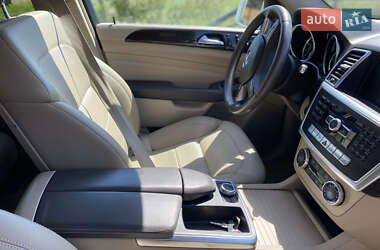 Внедорожник / Кроссовер Mercedes-Benz M-Class 2012 в 