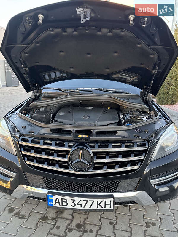 Внедорожник / Кроссовер Mercedes-Benz M-Class 2014 в Виннице