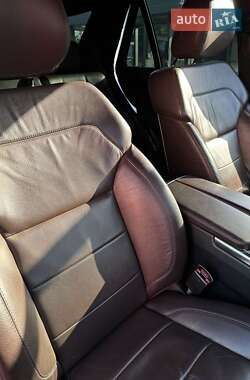 Внедорожник / Кроссовер Mercedes-Benz M-Class 2014 в 