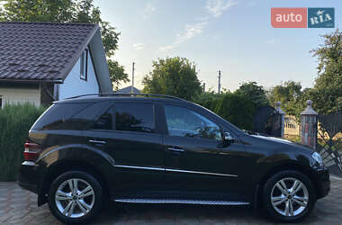 Внедорожник / Кроссовер Mercedes-Benz M-Class 2007 в 