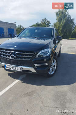 Позашляховик / Кросовер Mercedes-Benz M-Class 2013 в Звягелі
