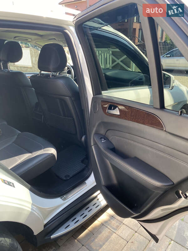 Внедорожник / Кроссовер Mercedes-Benz M-Class 2015 в Заставной фото 16 Внедорожник / Кроссовер Mercedes-Benz M-Class 2015 в Заставной