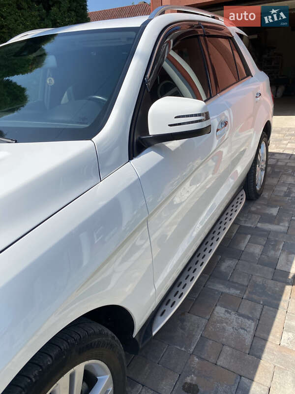 Внедорожник / Кроссовер Mercedes-Benz M-Class 2015 в Заставной фото 49 Внедорожник / Кроссовер Mercedes-Benz M-Class 2015 в Заставной