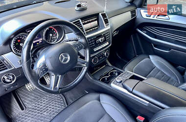 Внедорожник / Кроссовер Mercedes-Benz M-Class 2013 в 