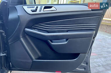 Внедорожник / Кроссовер Mercedes-Benz M-Class 2013 в 