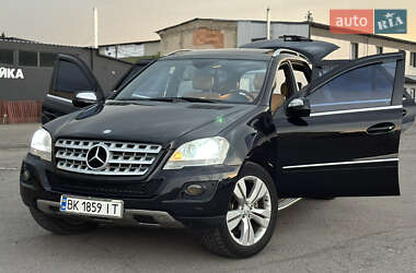 Внедорожник / Кроссовер Mercedes-Benz M-Class 2008 в 
