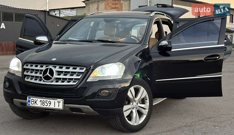 Внедорожник / Кроссовер Mercedes-Benz M-Class 2008 в Сарнах