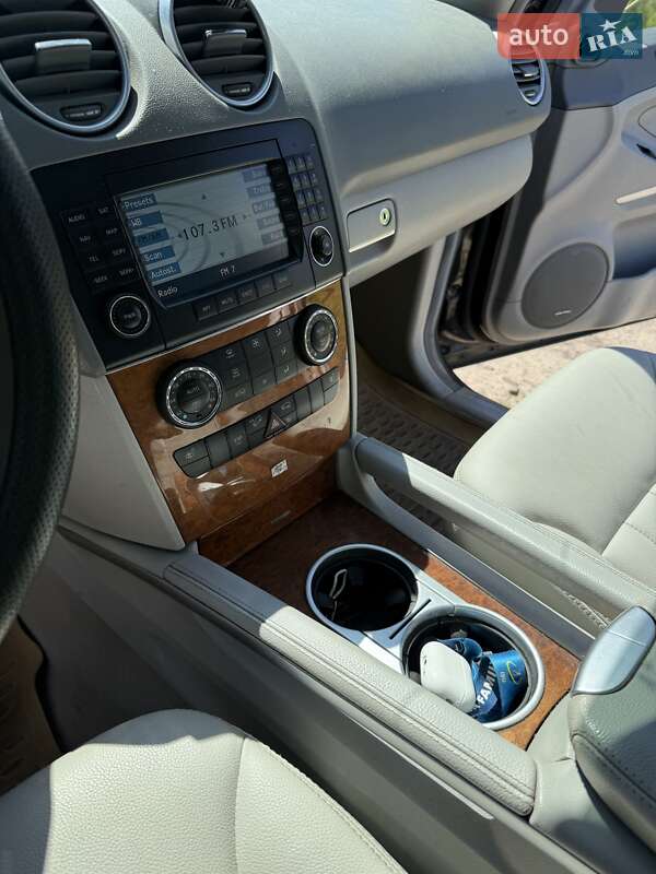 Внедорожник / Кроссовер Mercedes-Benz M-Class 2006 в Шостке
