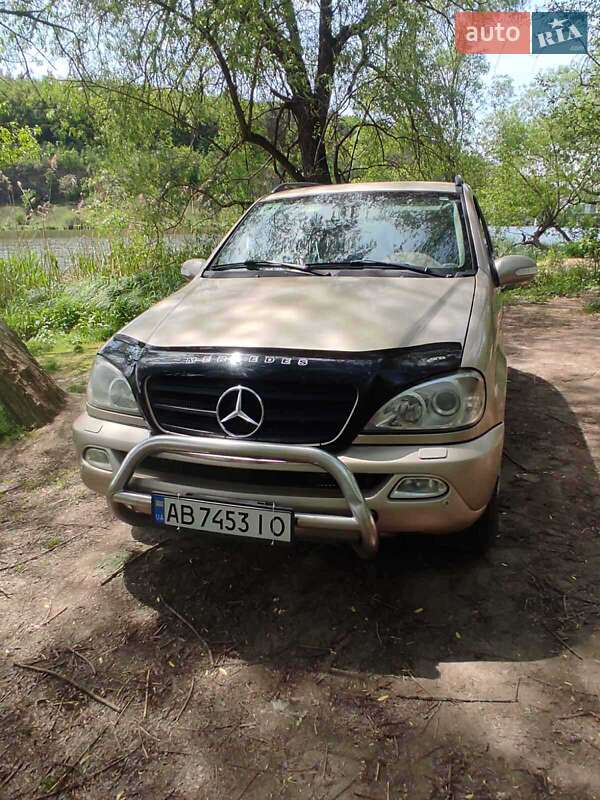 Внедорожник / Кроссовер Mercedes-Benz M-Class 2005 в Виннице