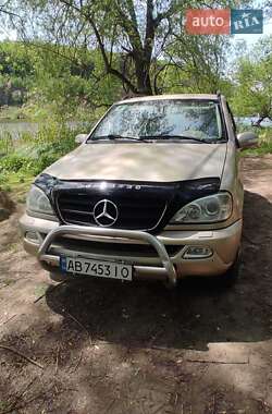 Внедорожник / Кроссовер Mercedes-Benz M-Class 2005 в 