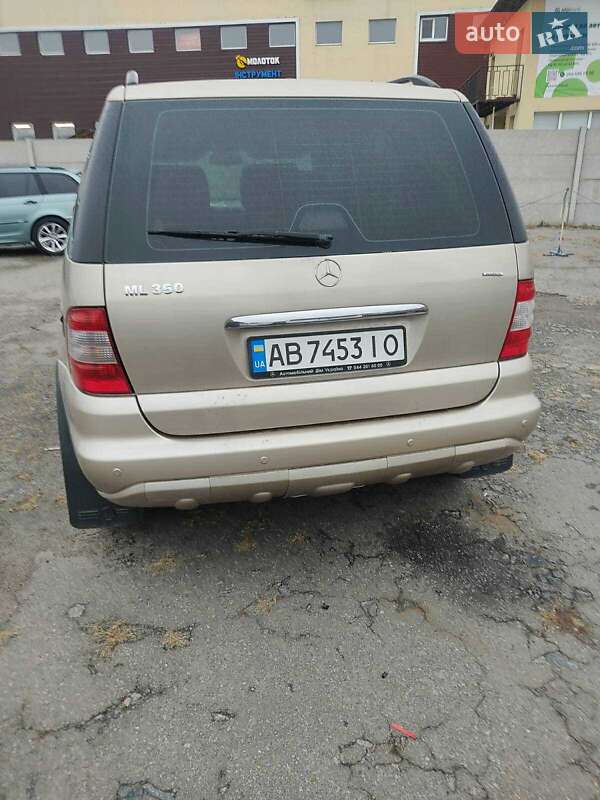 Внедорожник / Кроссовер Mercedes-Benz M-Class 2005 в Виннице