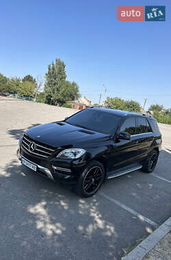 Позашляховик / Кросовер Mercedes-Benz M-Class 2014 в Запоріжжі