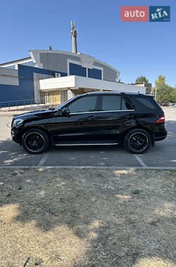Внедорожник / Кроссовер Mercedes-Benz M-Class 2014 в 