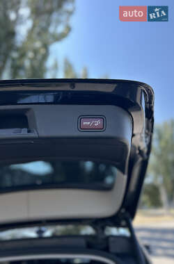 Внедорожник / Кроссовер Mercedes-Benz M-Class 2014 в 