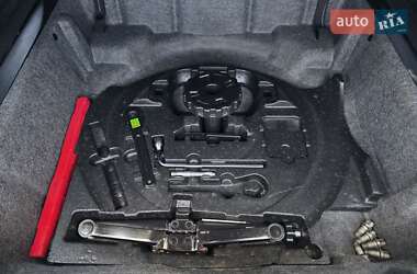 Внедорожник / Кроссовер Mercedes-Benz M-Class 2012 в 
