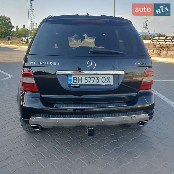 Внедорожник / Кроссовер Mercedes-Benz M-Class 2008 в Рени