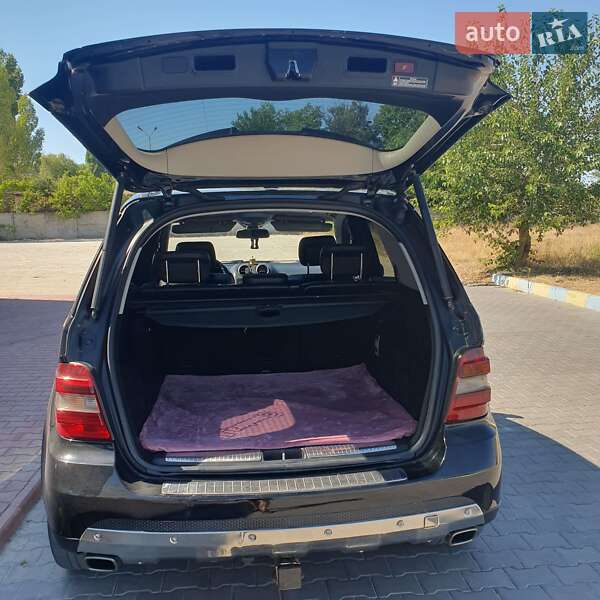 Внедорожник / Кроссовер Mercedes-Benz M-Class 2008 в Рени