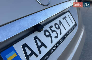 Внедорожник / Кроссовер Mercedes-Benz M-Class 2006 в 