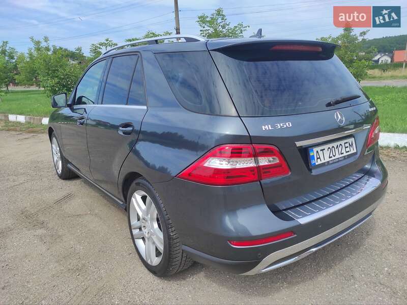 Позашляховик / Кросовер Mercedes-Benz M-Class 2013 в Калуші