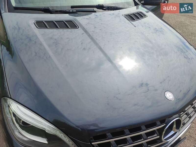 Позашляховик / Кросовер Mercedes-Benz M-Class 2013 в Калуші