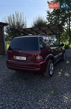 Внедорожник / Кроссовер Mercedes-Benz M-Class 2000 в 