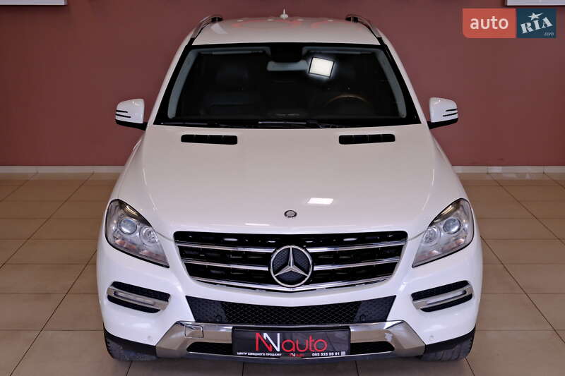 Позашляховик / Кросовер Mercedes-Benz M-Class 2012 в Одесі