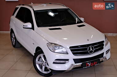 Внедорожник / Кроссовер Mercedes-Benz M-Class 2012 в 