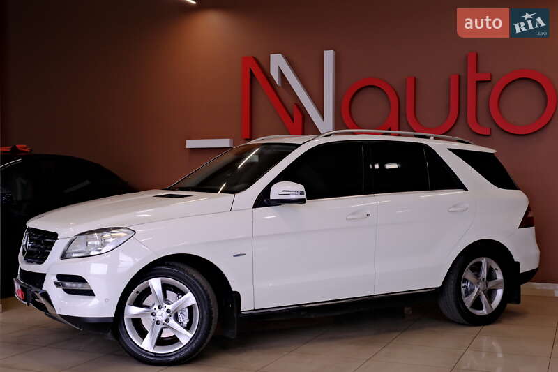 Позашляховик / Кросовер Mercedes-Benz M-Class 2012 в Одесі