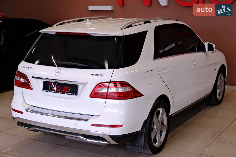Внедорожник / Кроссовер Mercedes-Benz M-Class 2012 в Одессе