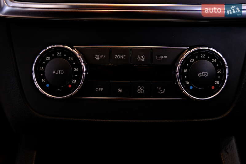 Внедорожник / Кроссовер Mercedes-Benz M-Class 2012 в Одессе