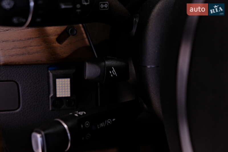 Позашляховик / Кросовер Mercedes-Benz M-Class 2012 в Одесі