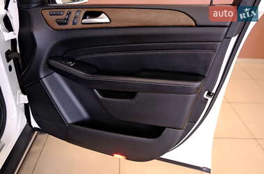 Внедорожник / Кроссовер Mercedes-Benz M-Class 2012 в 